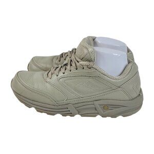 Brooks Women's Green Addiction Leather Lace Up Athletic Walking Sneaker Size 9